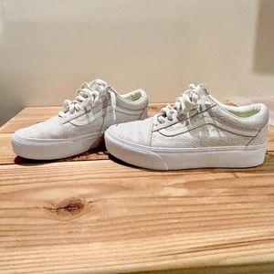 white platform canvas vans size 8.5